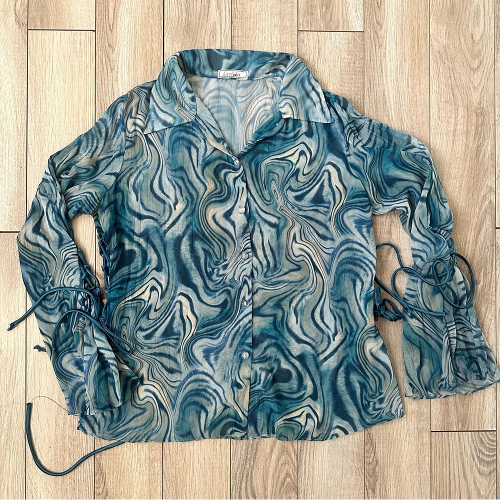 VTG Love Amour Green Swirl Button Up Blouse